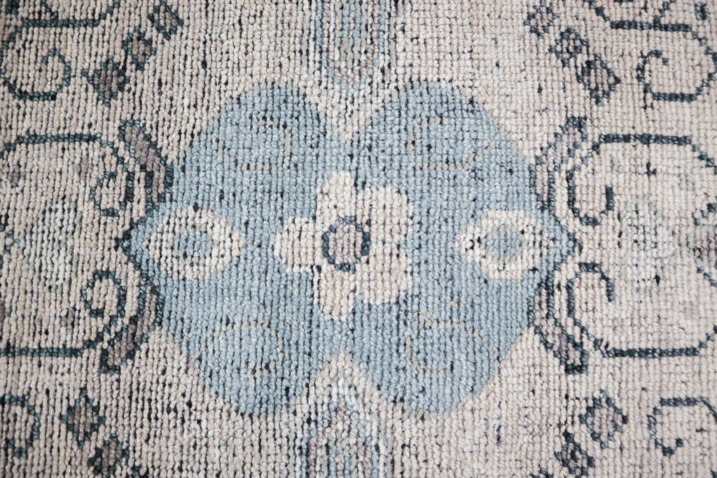 Baatha Hand Knotted Wool Rug Beige