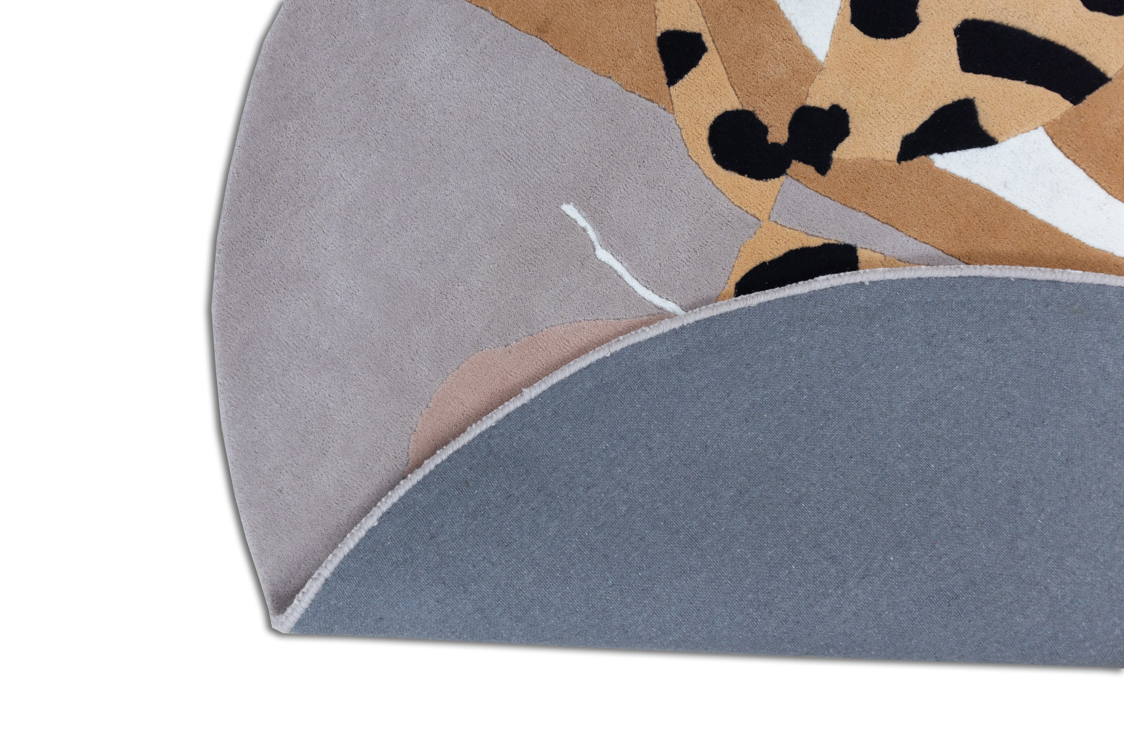 Boho Cheetah Round Abstract Hand Tufted Wool Rug Peach