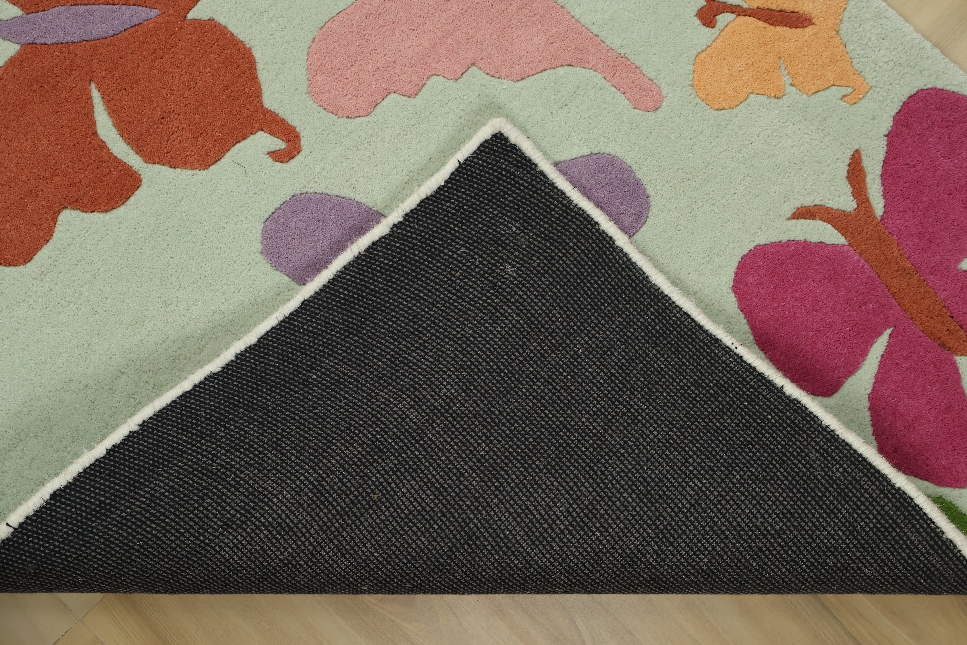 Butterflies Kids Collection Hand Tufted Wool Rug Light Green