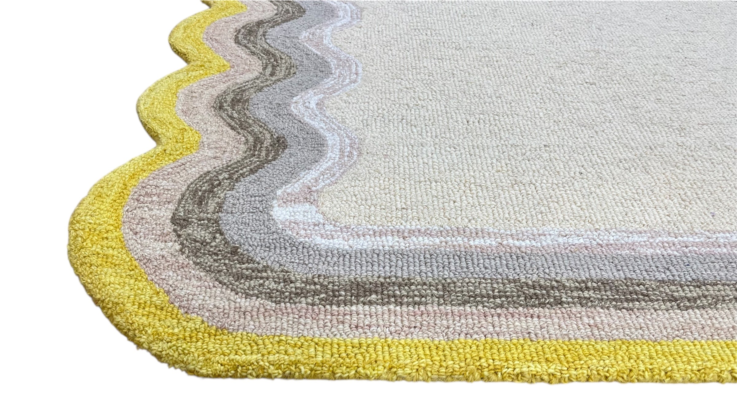 DT Scalloped Border Hand Tufted Loop Wool Rug Sun Yellow