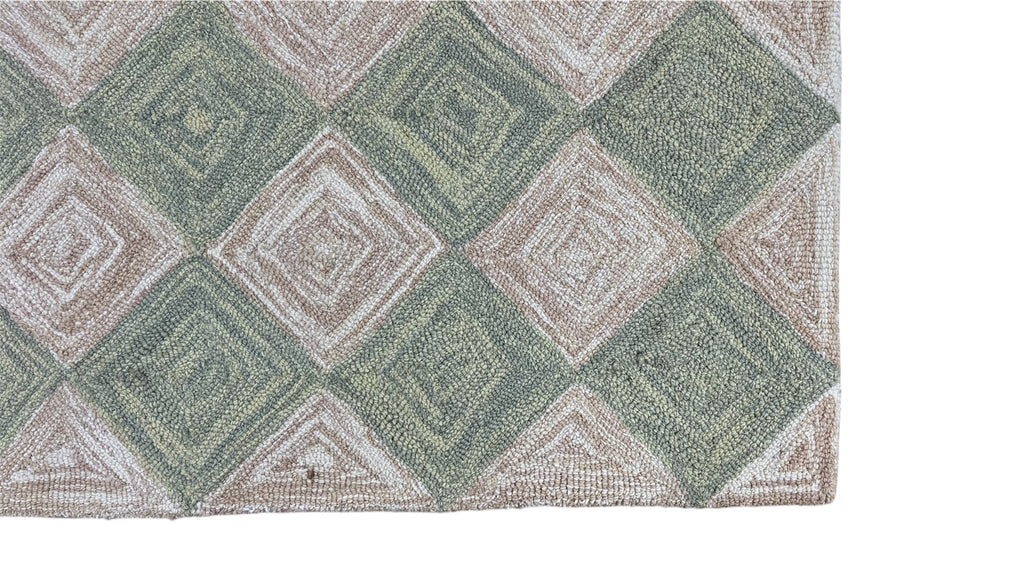 Leo Checkered Hand Tufted Wool Rug Light Green