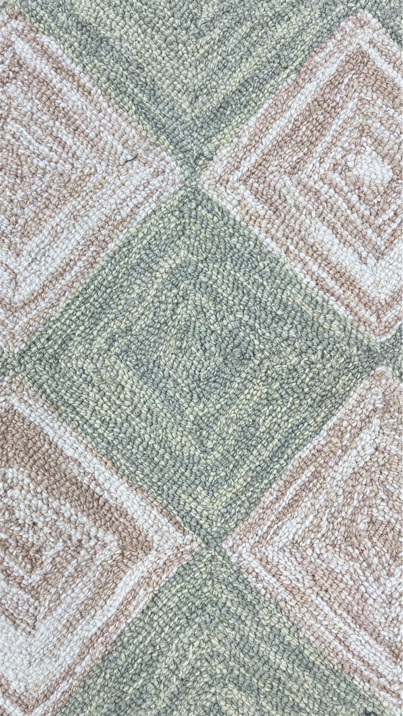 Leo Checkered Hand Tufted Wool Rug Light Green