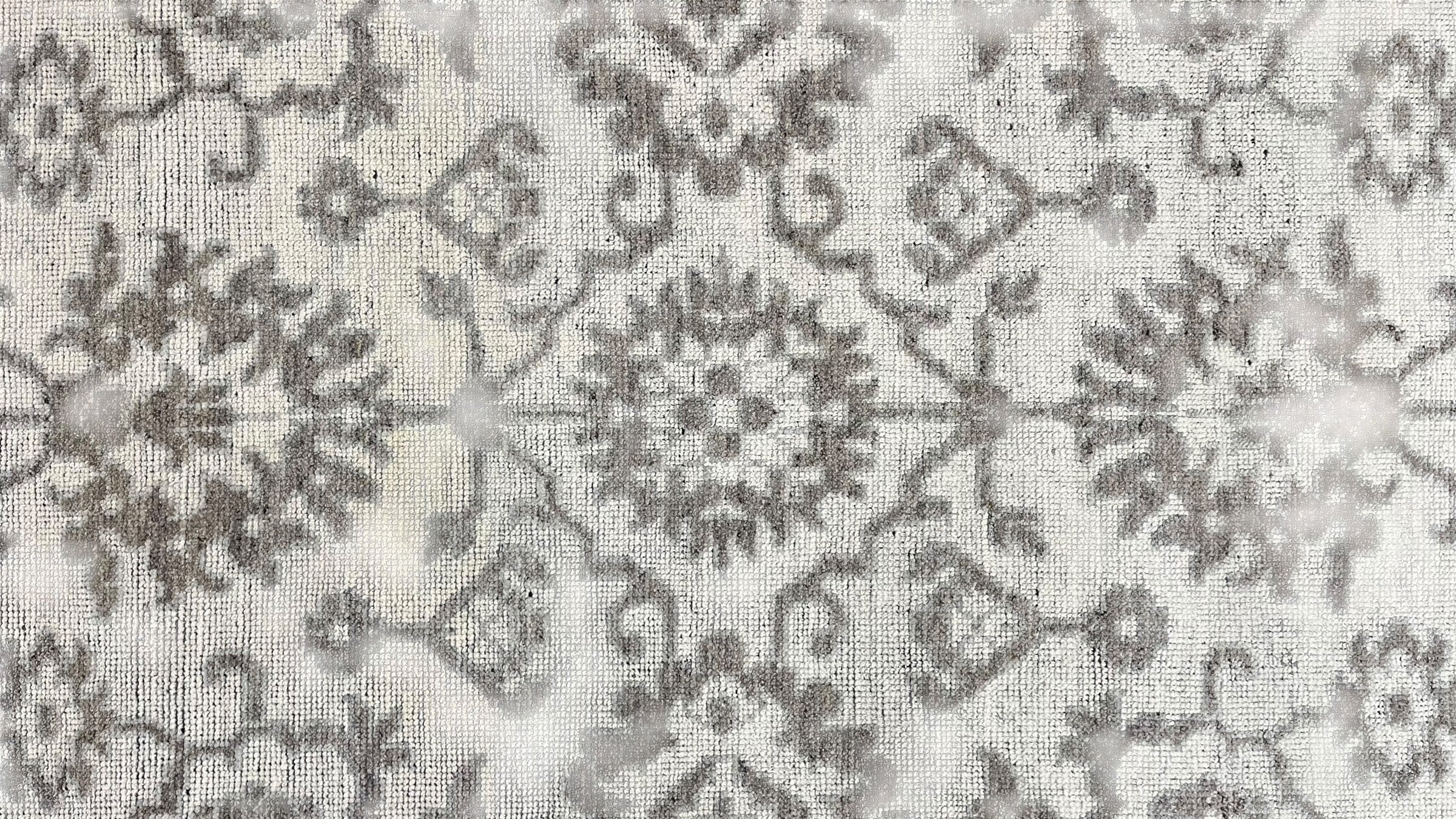 Ray Hand Knotted Wool Rug Ivory