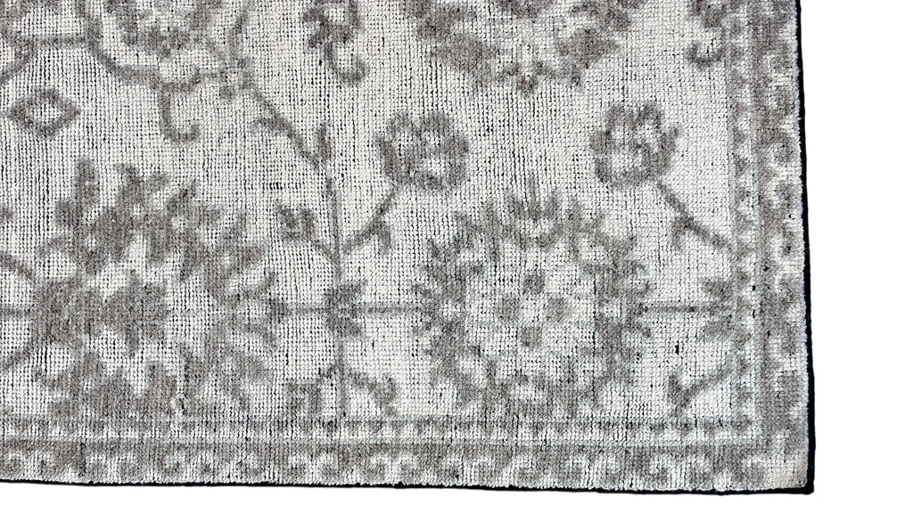 Ray Hand Knotted Wool Rug Ivory