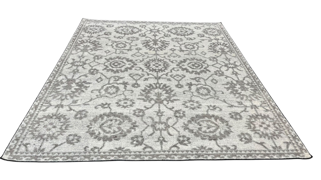 Ray Hand Knotted Wool Rug Ivory
