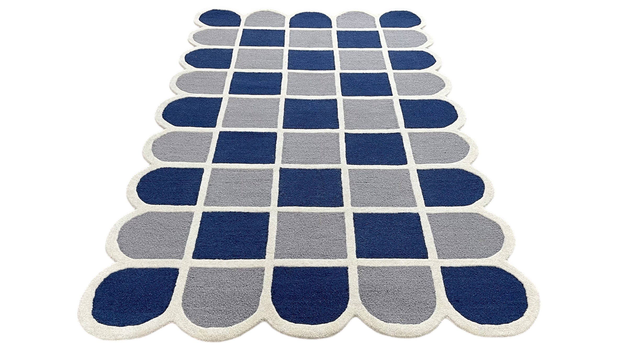 Selena Checkered Scalloped Hand Tufted Wool Rug Blue