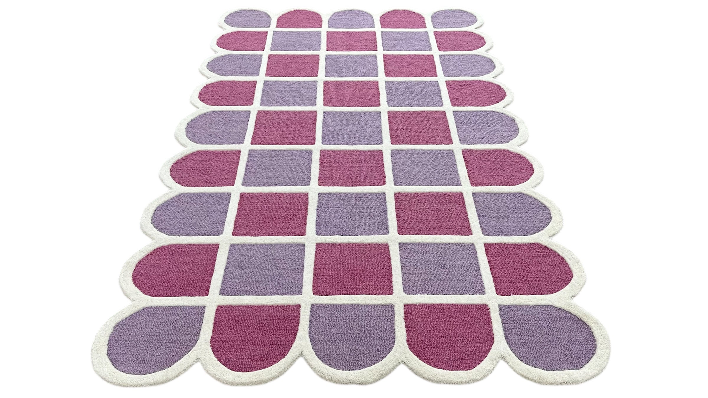 Selena Checkered Scalloped Hand Tufted Wool Rug Pink