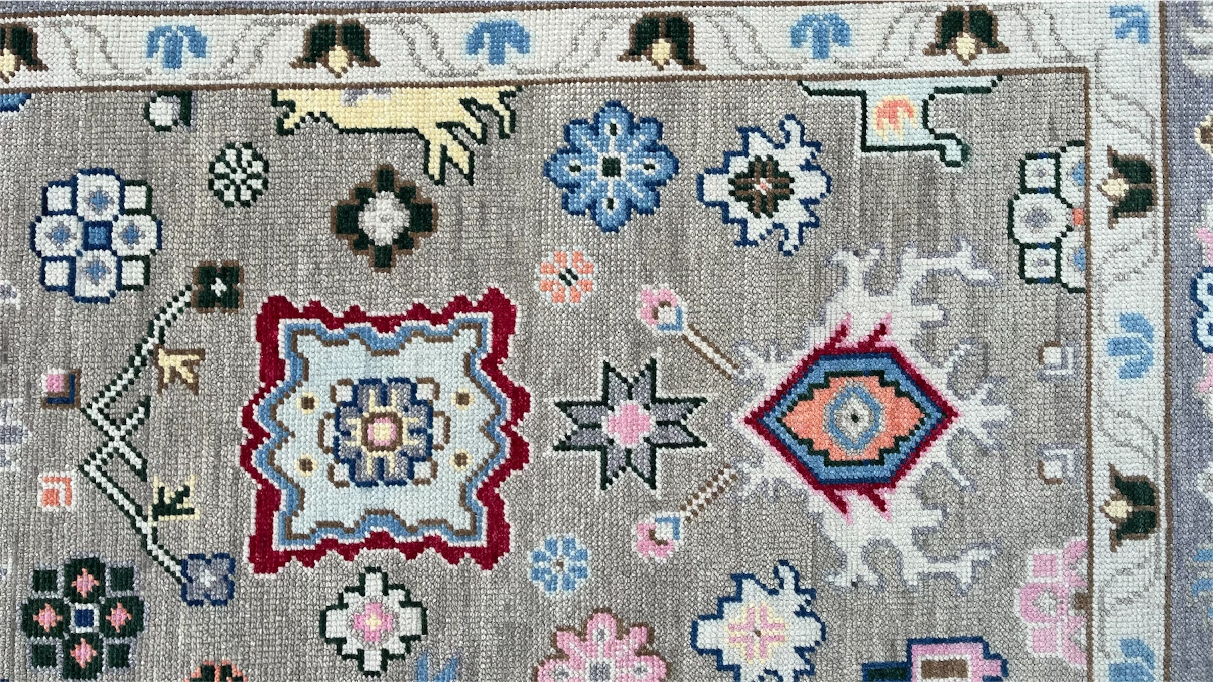 Sultan Traditional Hand Knotted Wool Rug Ash Grey
